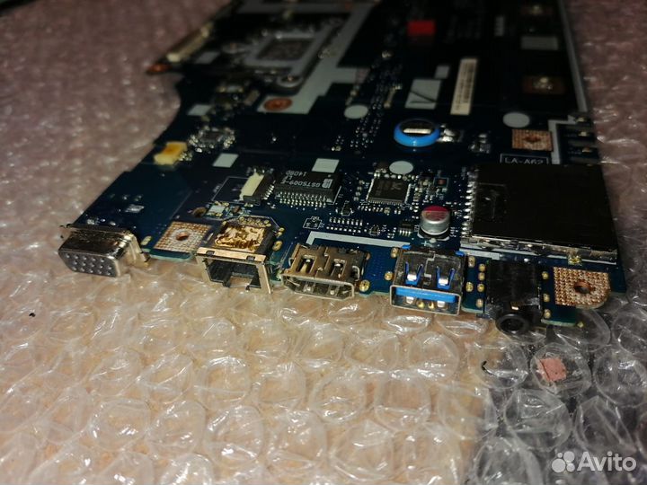 Материнская плата z5we3 LA-A621P