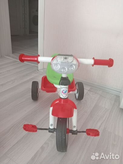 Детский трехколесный велосипед бу