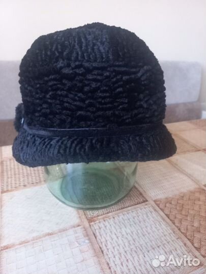 Шляпа меховая и шарф в комплекте loricci