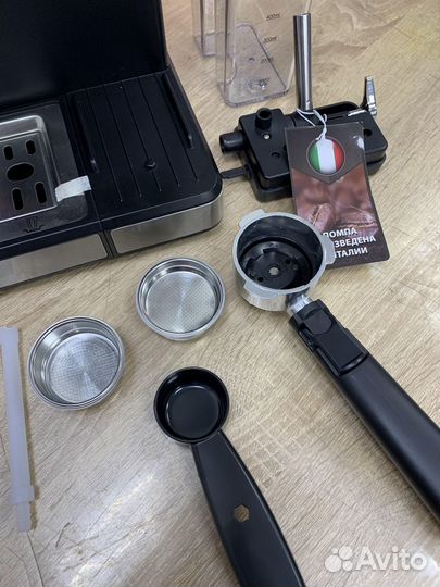 Новая кофеварка рожковая Polaris PCM 1536E