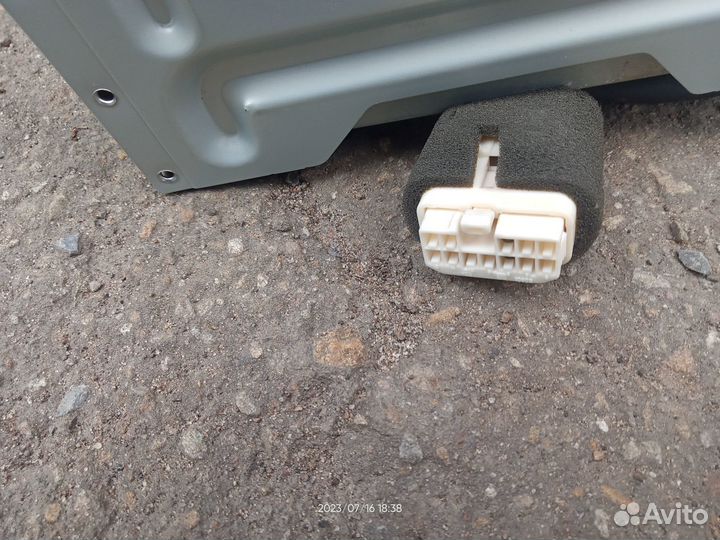 Двухдиновая магнитола toyota BB и JVC