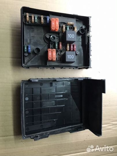 Блок предохранителей VW/ Skoda/ Audi