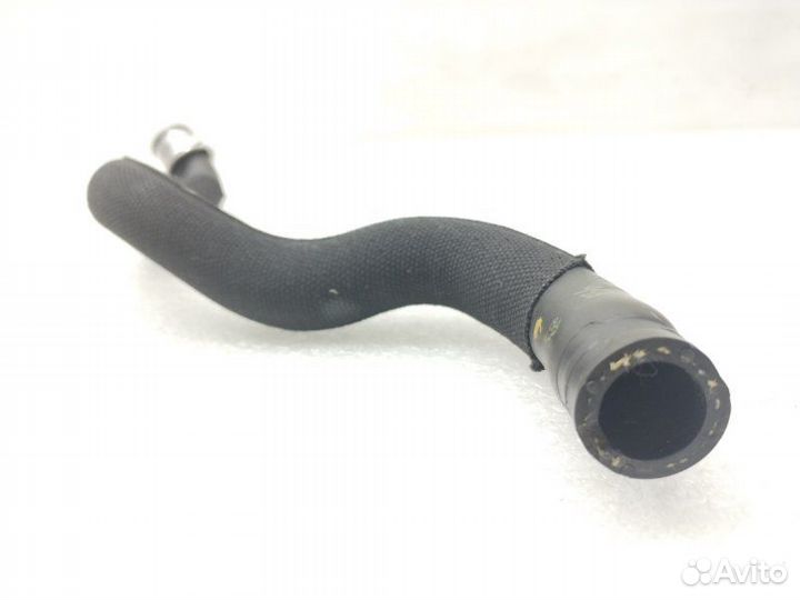 Патрубок системы охлаждения Mercedes-Benz