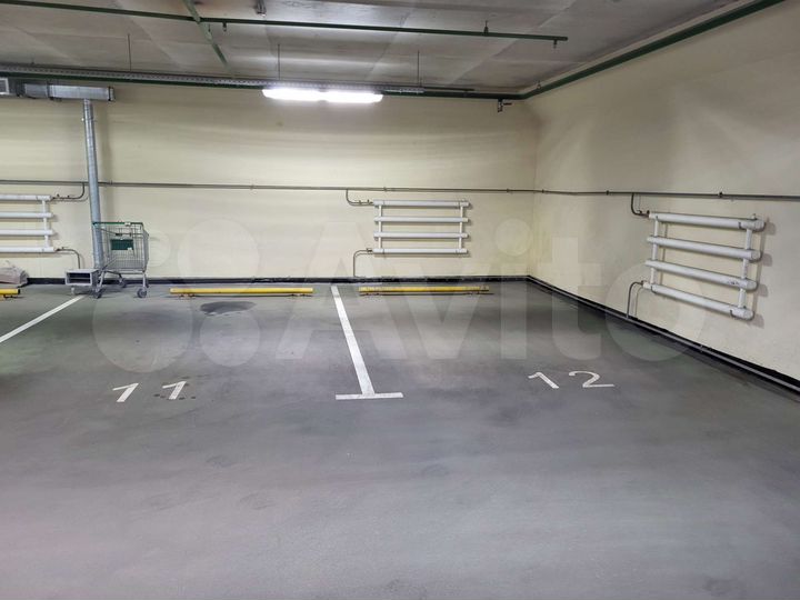 Машиноместо, 15 м²