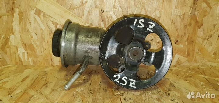 Насос гидроусилителя Toyota Vitz Platz 1SZ