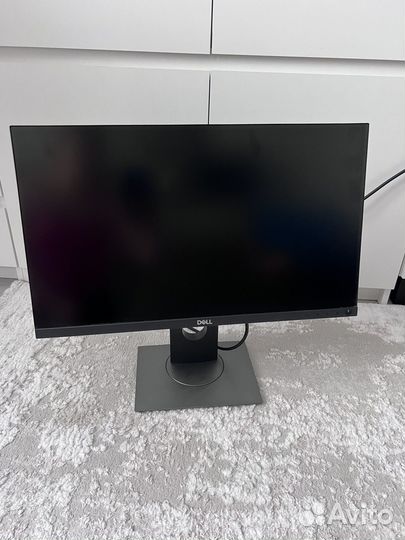 Монитор Dell 24