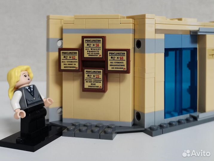 Lego Harry Potter Выручай-комната Хогвартса