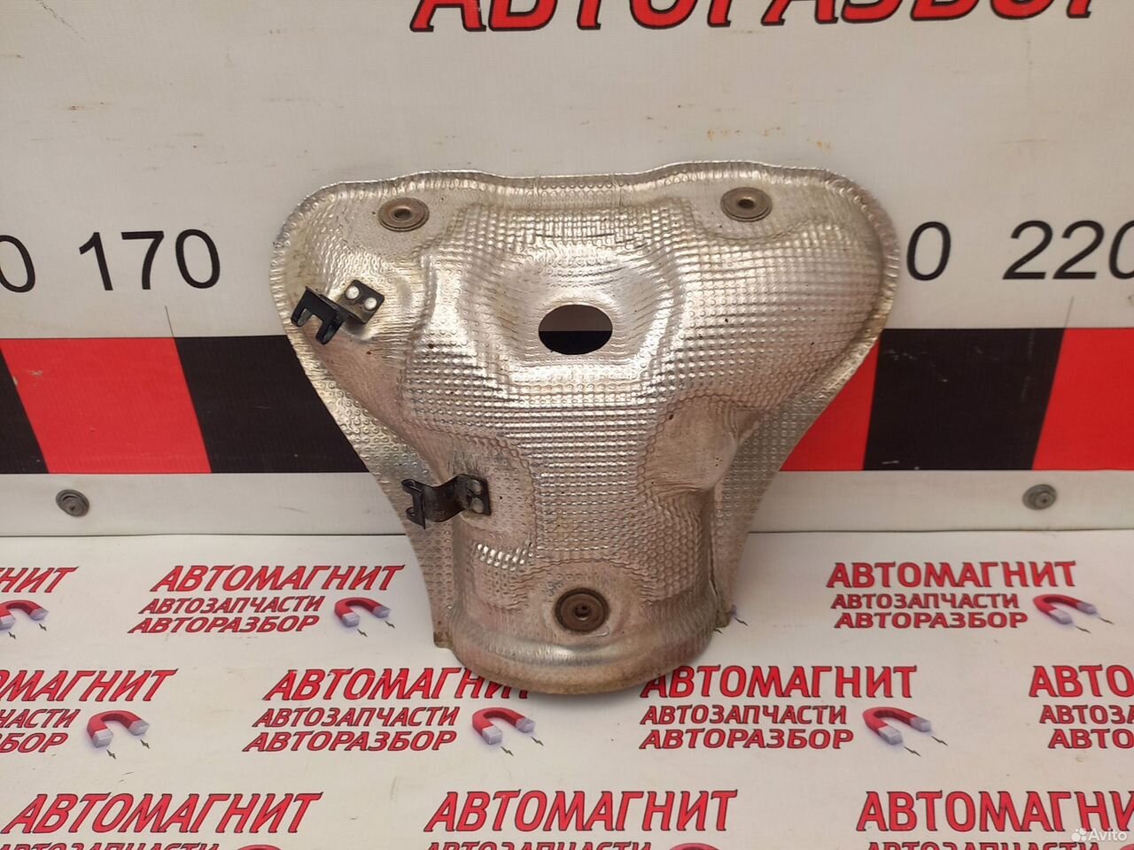 Тепловой экран коллектора Киа Соул 3 19-н.в