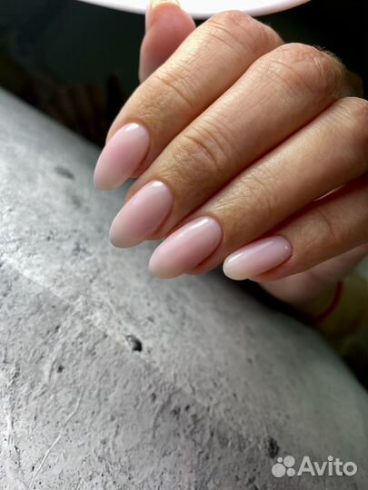 Маникюр на Весеннем