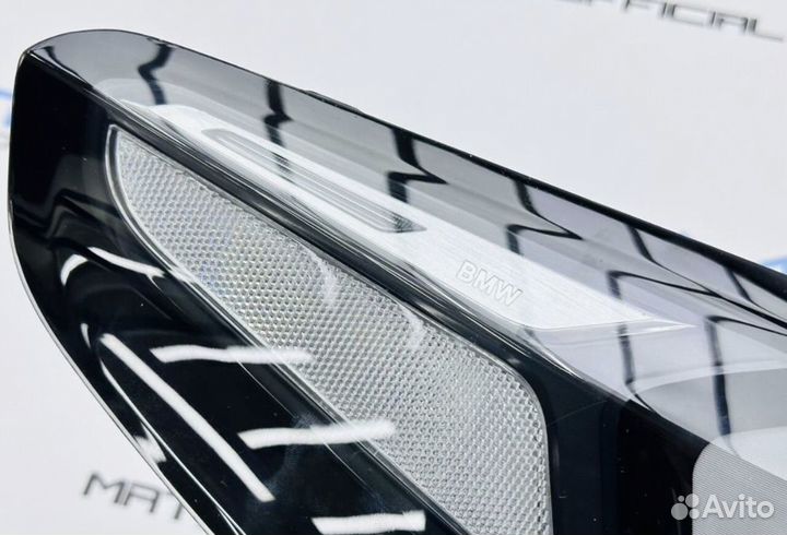 Фонари BMW G30 c шильдиком рестайлинг тонированные