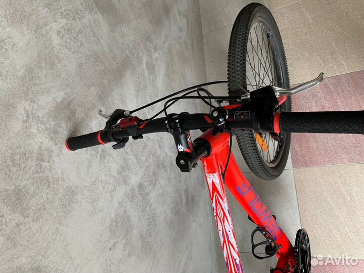 Продам женский велосипед 18 рама 26 колеса