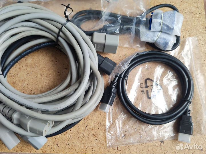 Шнуры VGA; патч-корд; сетевой от ибп до системника