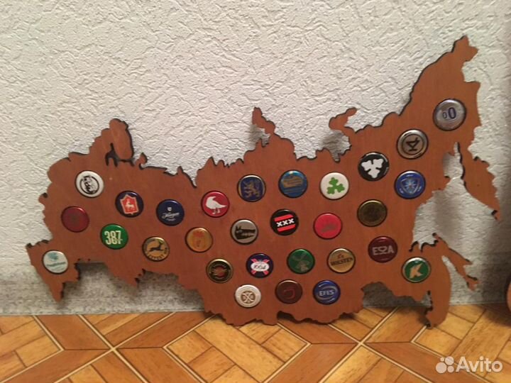 Коллекция пивных пробок в оригинальном оформлении