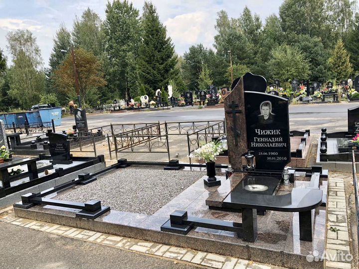 Памятники на могилу.Благоустройство