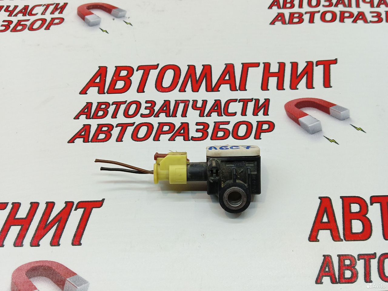 Датчик удара передний Ауди А6 С7 14-18г