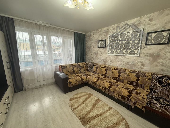 2-к. квартира, 49 м², 1/3 эт.