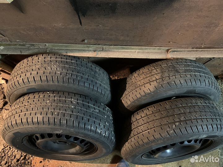 R16 Bridgestone Duravis R410 215/65, PCD 5x120 DIA 65.1