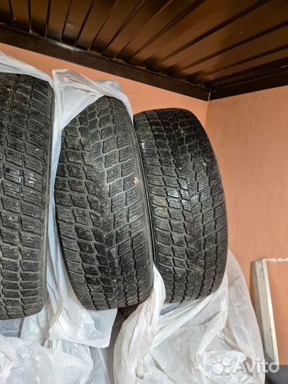 Roadstone Winguard SUV 235/65 R17 108M