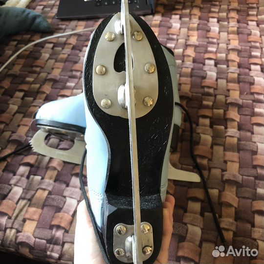 Фигурные коньки