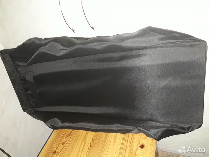 Узкая складная корзина для белья