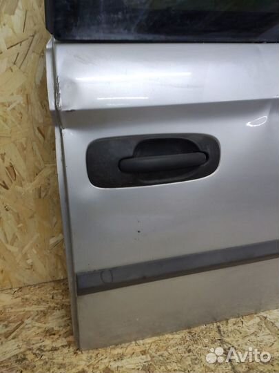 Дверь задняя левая сдвижная Dodge Caravan 4