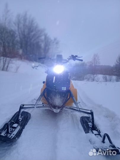 Продам снегоход в отличном состоянии