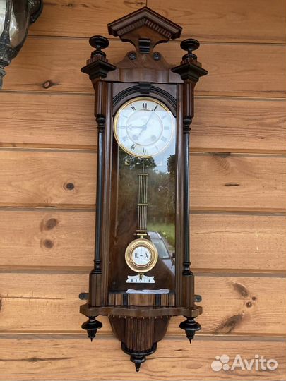 Старинные настенные часы Ленцкирх