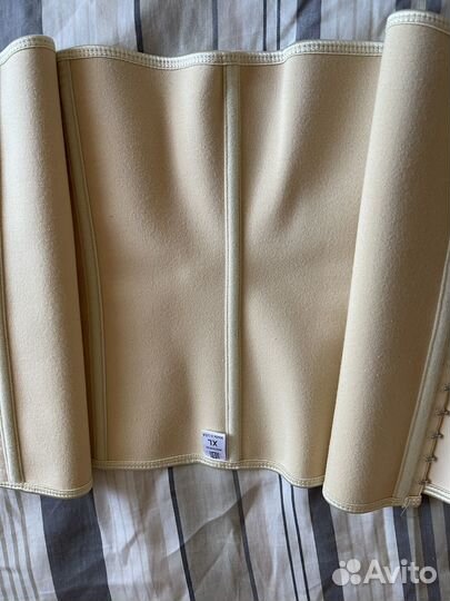 Утягивающий латексный корсет от waistshop