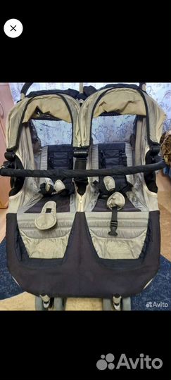 Коляска для двойни, погодок