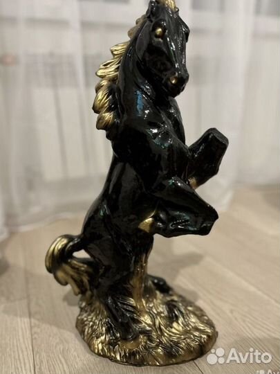 Фарфоровые статуэтки