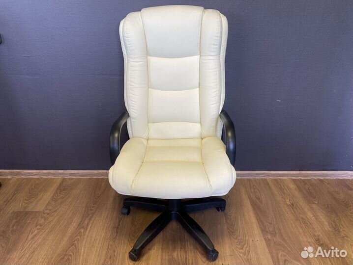 Компьютерное кресло с доставкой на дом