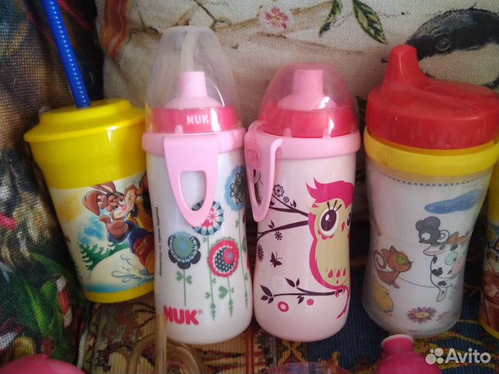 Стаканы, бутылочки, поильник Avent