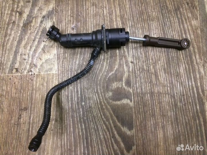 Цилиндр сцепления главный Renault LADA