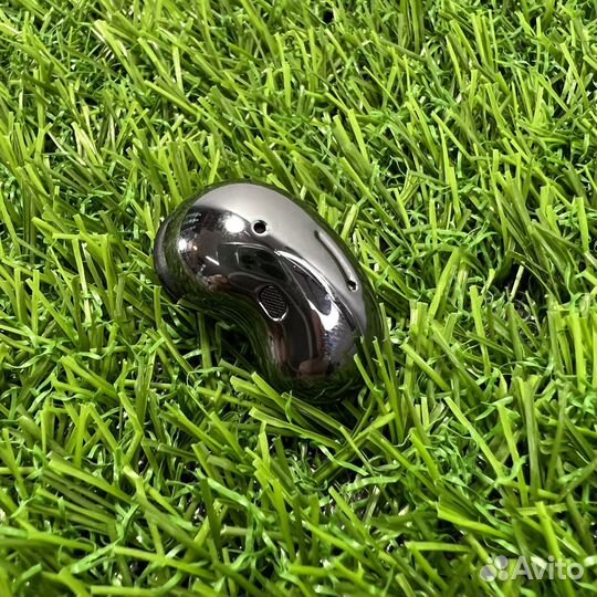 Левый наушник Samsung Galaxy Buds Live