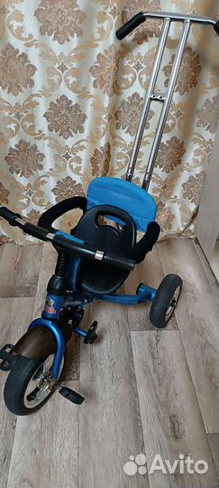 Трехколесный велосипед с родительской ручкой