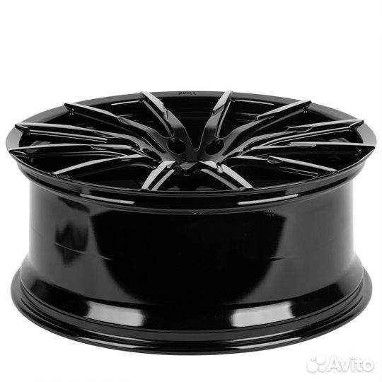 Кованые диски Skill R22 на Toyota tundra