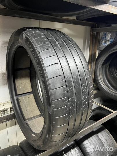 Pirelli P Zero 275/40 R22 107Y