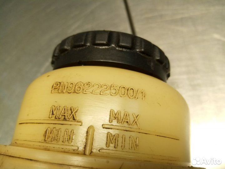 Бачок гидроусилителя Daewoo Nexia N100 1 2004