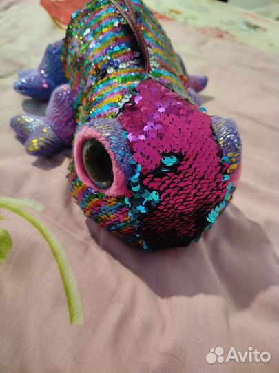 Игрушка с паетками