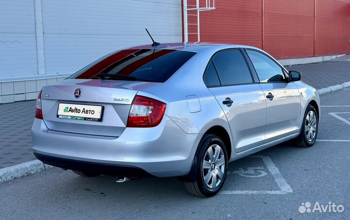 Skoda Rapid 1.6 AT, 2016, 86 500 км