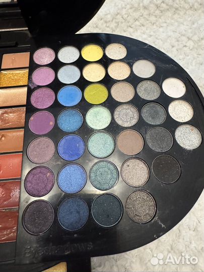 Палетка Sephora Brilliant makeup palette