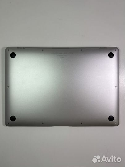 MacBook Air 13 Silver 8 / 256 GB M1 2020 A2337