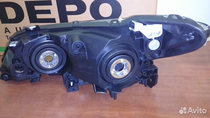 Фара на Honda Civic 4D 06-08 depo