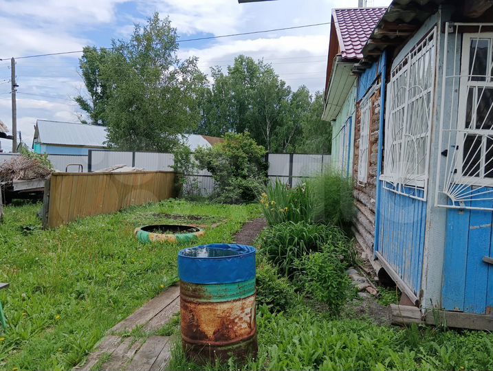 Дом 48 м² на участке 9 сот.