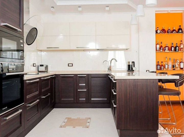 Кухонный гарнитур угловой в потолок