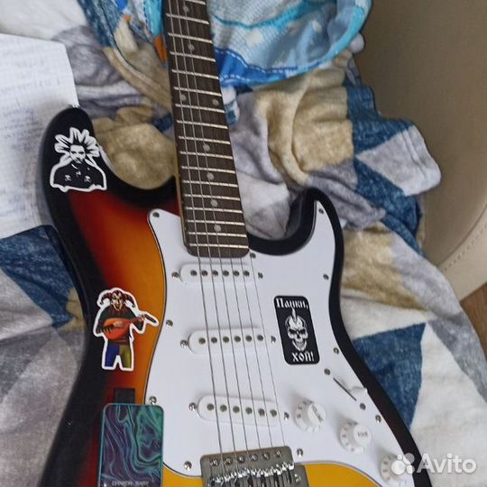 Электро гитаре с комбиком