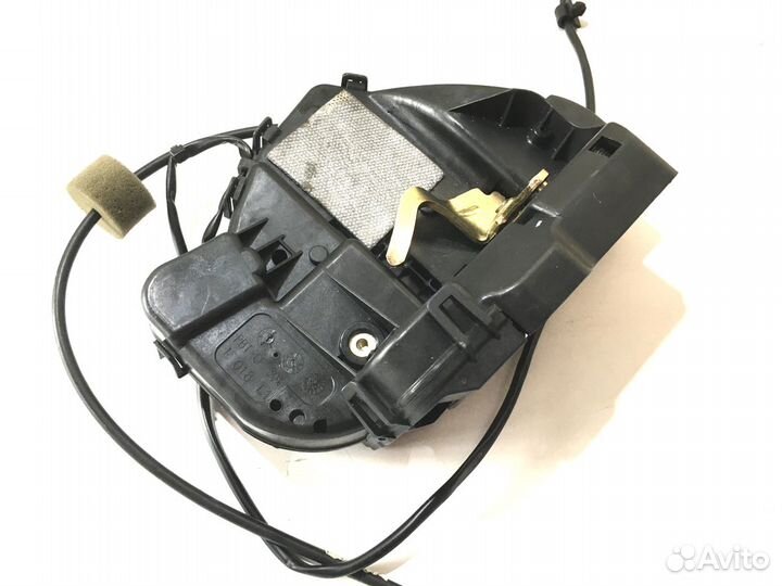 Замок задний левый Mercedes E W211