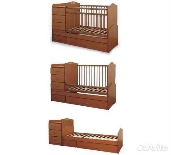 Детская кроватка с маятником и ящиком