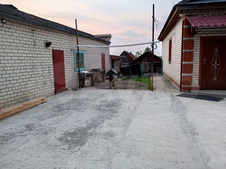 Дом 218 м² на участке 31 сот.