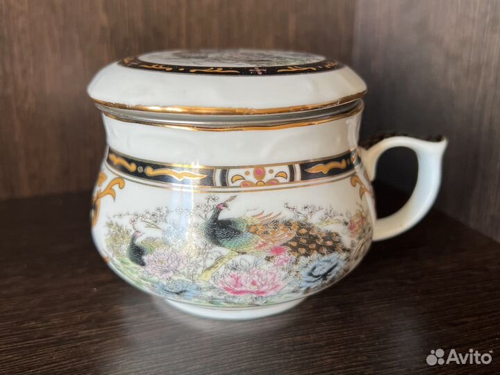 Фарфоровая чайная чашка